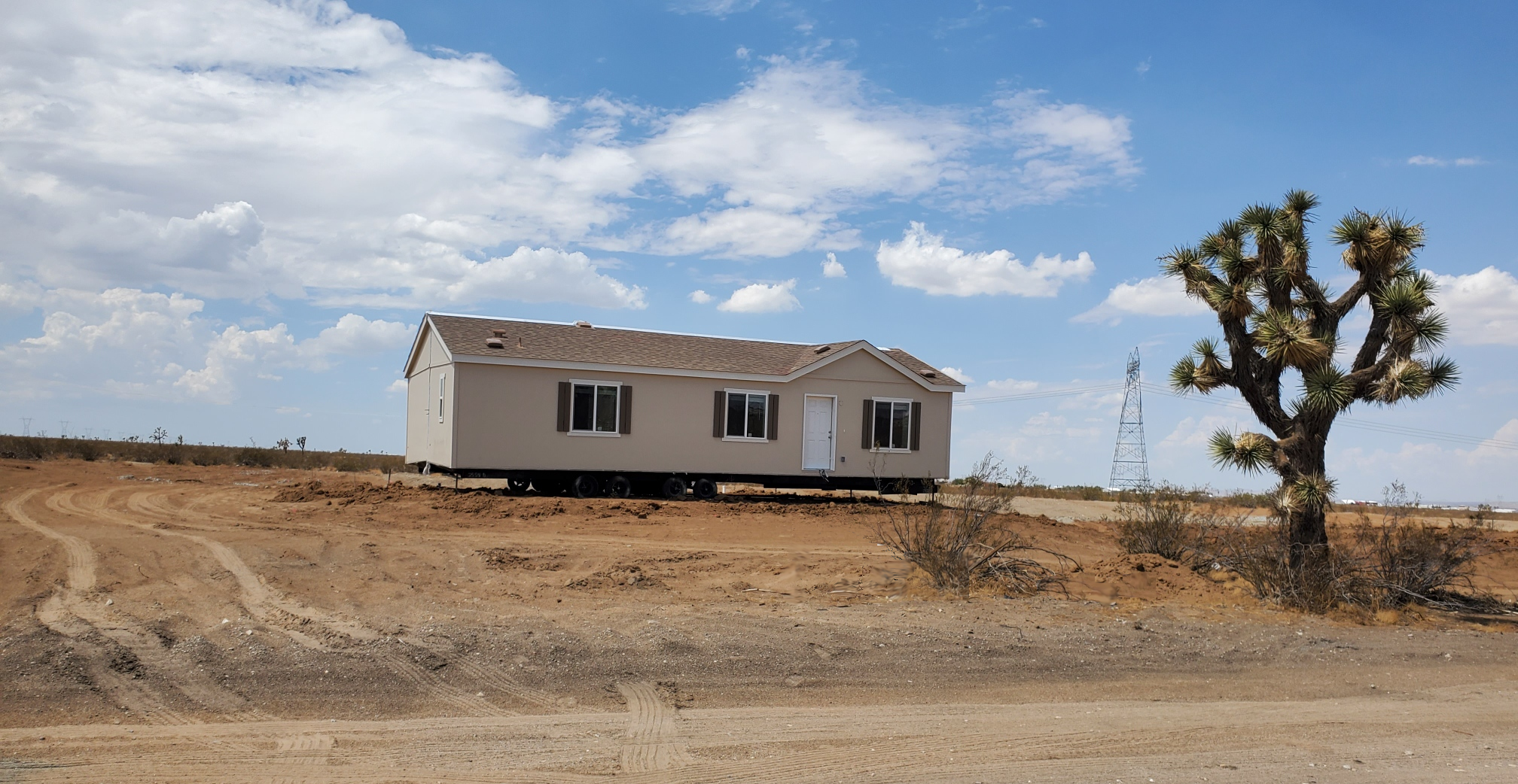 1st home delivered to Plan Adelanto